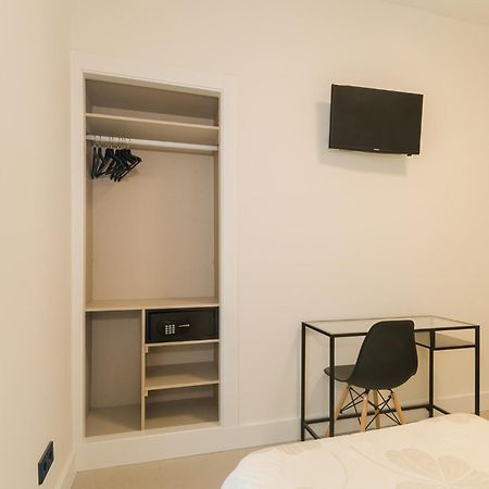 Hostal Excelsior Мадрид Экстерьер фото